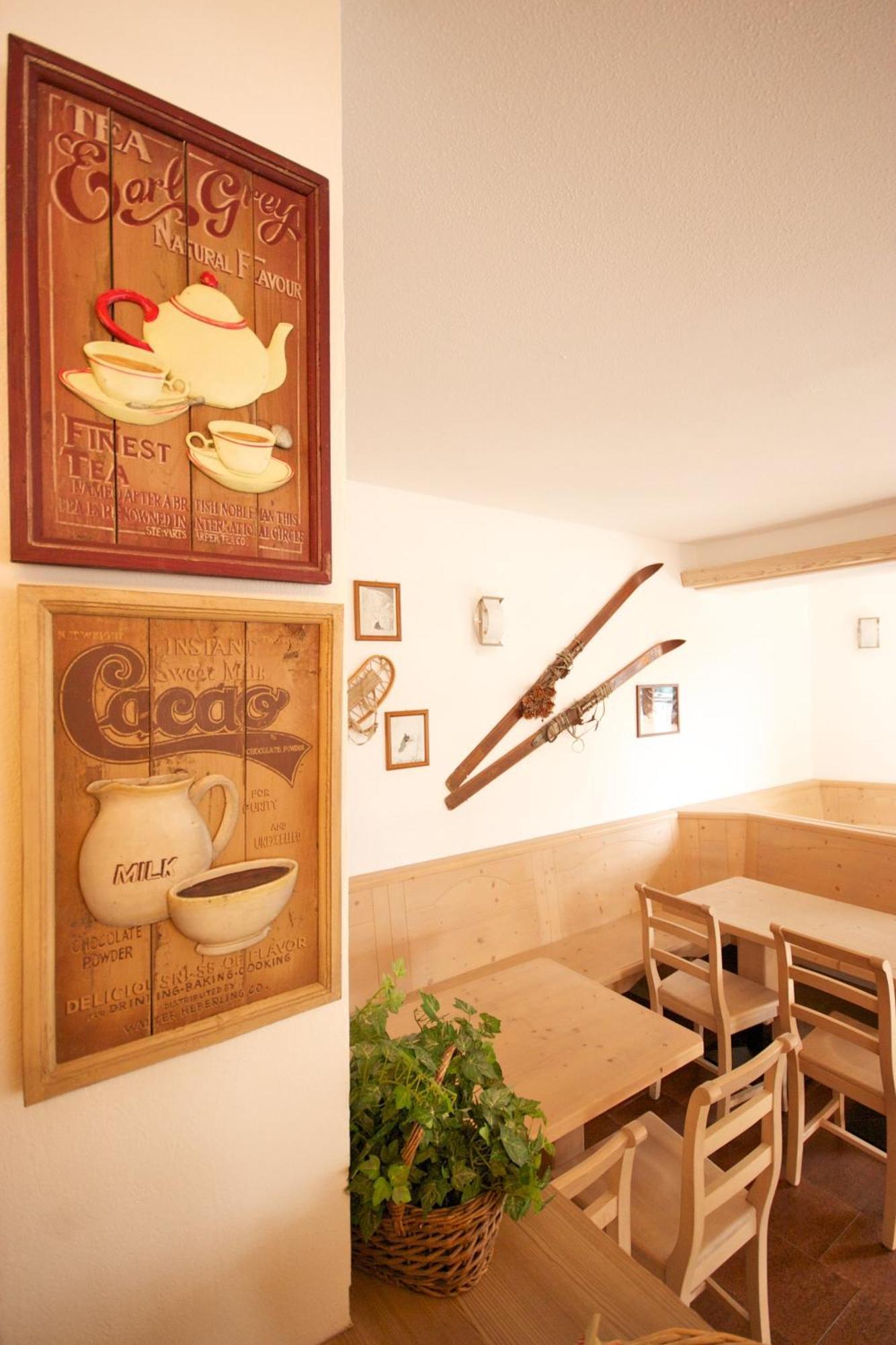 Hotel Vallechiara Бормио Экстерьер фото